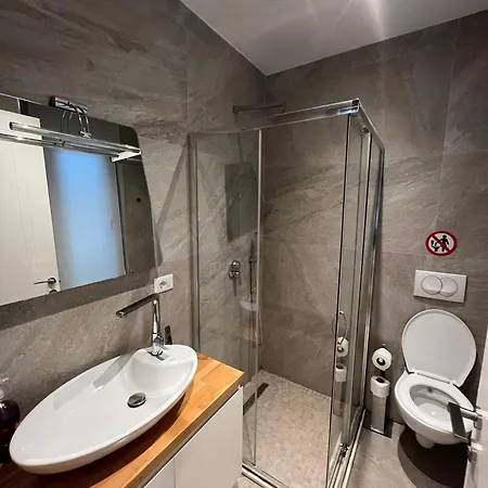 Guza Apartments Tirana Exterior photo